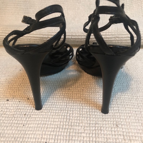 Woman’s black open toed high heel shoes - Picture 4 of 7